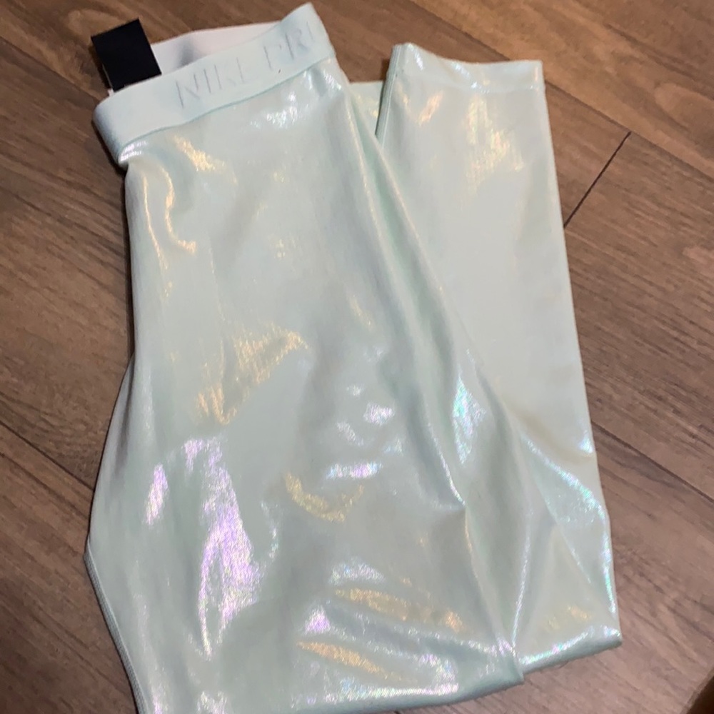 Nike sparkle leggings